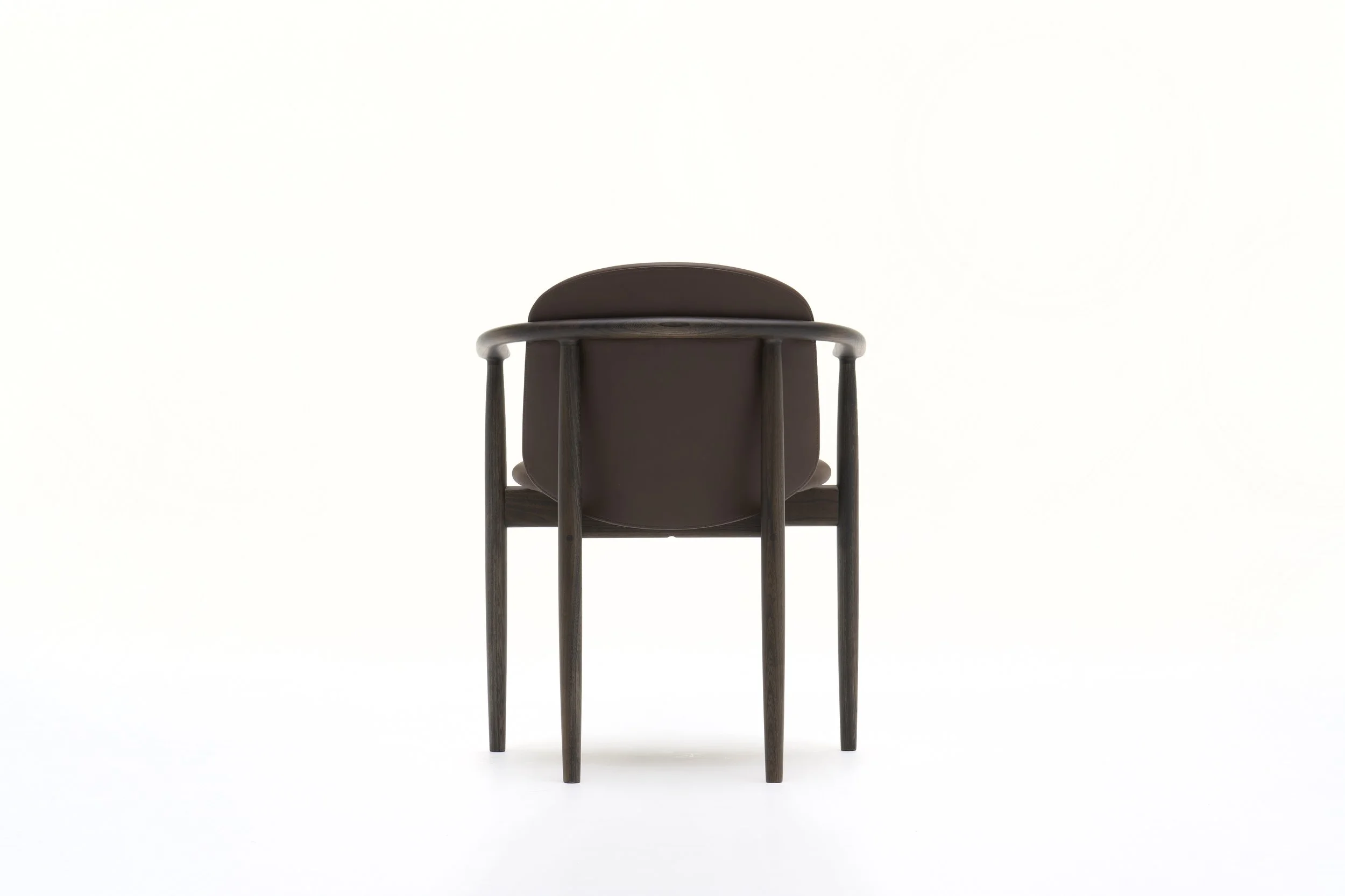 The A-DC05 dining chair by Keiji Ashizawa for Karimoku Case The A-DC05 dining chair by Keiji Ashizawa for Karimoku Case